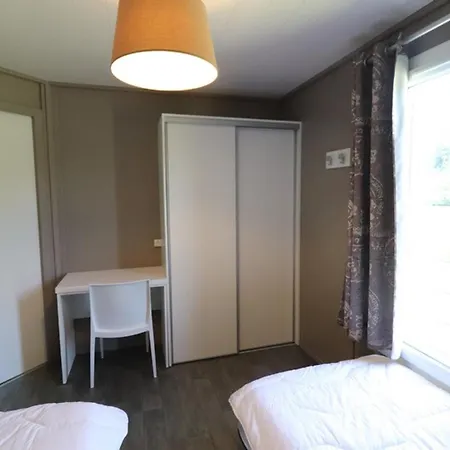 Chalet Au Bord Du Lac Avec Terrasse, Proche Piscine Et Activites, Le Rouget-pers - Fr-1-742-362 Ferienhaus Le Rouget